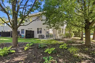 1404 Remington Ct, Grayslake, IL 60030 - Photo 19
