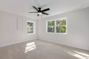 605 Polo Dr, Wheaton, IL 60187 - Photo 15