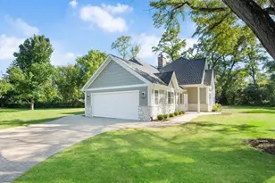 605 Polo Dr, Wheaton, IL 60187 - Photo 37