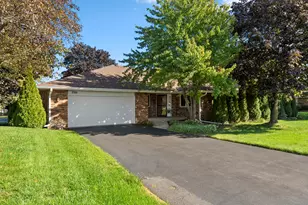 3501 Inglenook Ln, Rockford, IL 61114 - Photo 1