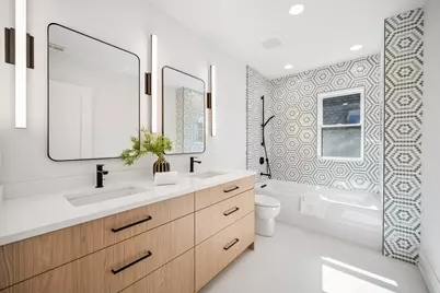[Address not provided], Chicago, IL 60630 - Photo 19