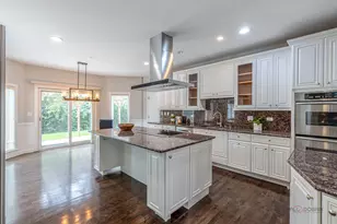4402 Heritage Ln, Long Grove, IL 60047 - Photo 9