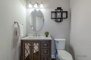 4402 Heritage Ln, Long Grove, IL 60047 - Photo 17