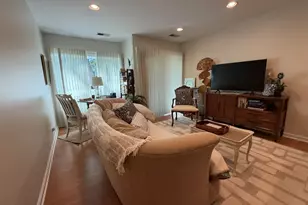 1635 N Milwaukee Ave, Libertyville, IL 60048 - Photo 11