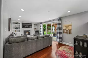 2012 N Kennicott Dr, Arlington Heights, IL 60004 - Photo 5