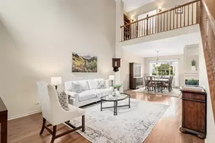 2596 Camberley Cir, Westchester, IL 60154 - Photo 5
