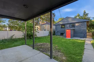 1622 Dempster St, Evanston, IL 60202 - Photo 33