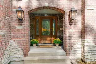 26792 W Lakeview Dr S, Lake Barrington, IL 60084 - Photo 3