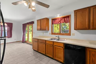 1620 Lake Holiday Dr, Lake Holiday, IL 60548 - Photo 13