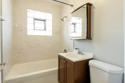 6947 S Jeffery Boulevard #3K, Chicago, IL 60649 - Photo 7