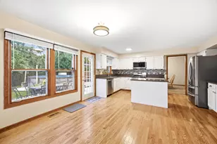 1245 Alexandra Blvd, Crystal Lake, IL 60014 - Photo 11