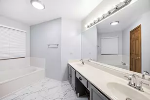1245 Alexandra Blvd, Crystal Lake, IL 60014 - Photo 19