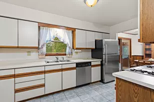 1713 Oak St, Spring Grove, IL 60081 - Photo 13