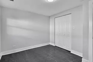 13110 S St Lawrence Ave, Chicago, IL 60827 - Photo 17
