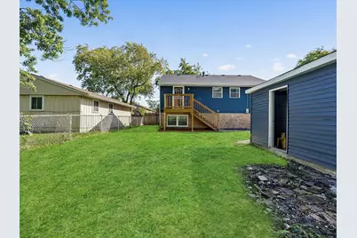 13110 S Saint Lawrence Avenue, Chicago, IL 60827 - Photo 21