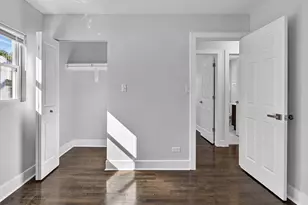 13110 S St Lawrence Ave, Chicago, IL 60827 - Photo 9