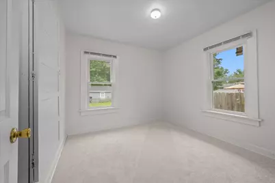 1006 S 4th Street, Aurora, IL 60505 - Photo 15