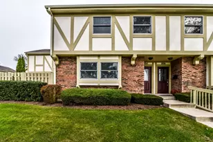 804 E Hillside Ave, Barrington, IL 60010 - Photo 1