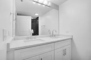 50 E 16th St, Chicago, IL 60616 - Photo 15