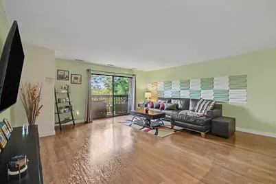 120 Lakeview Drive #519, Bloomingdale, IL 60108 - Photo 3