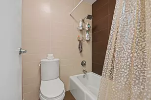 120 Lakeview Dr, Bloomingdale, IL 60108 - Photo 11
