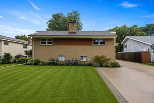 452 N Addison Rd, Villa Park, IL 60181 - Photo 1