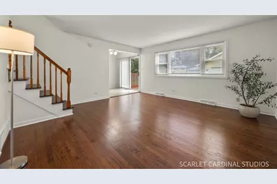 452 N Addison Road, Villa Park, IL 60181 - Photo 3