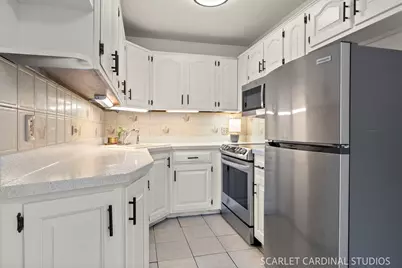 452 N Addison Road, Villa Park, IL 60181 - Photo 5