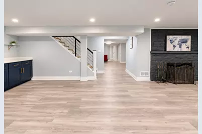 6621 N Kolmar Avenue, Lincolnwood, IL 60712 - Photo 43