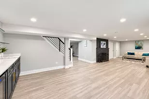 6621 N Kolmar Ave, Lincolnwood, IL 60712 - Photo 51