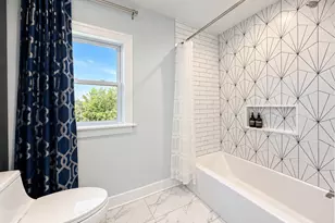 6621 N Kolmar Ave, Lincolnwood, IL 60712 - Photo 17