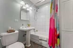 18034 Burnham Ave, Lansing, IL 60438 - Photo 11