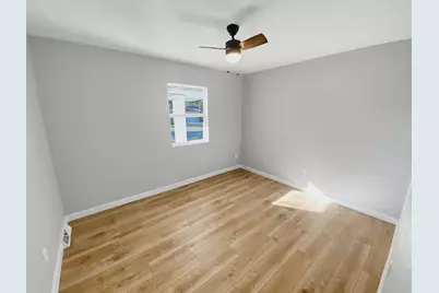 5 Bel Air Drive, Centralia, IL 62801 - Photo 17