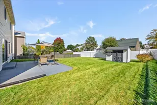 168 Cool Stone Bend, Lake in the Hills, IL 60156 - Photo 5