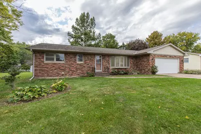 2102 Cedar Avenue, Mendota, IL 61342 - Photo 1