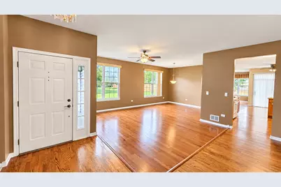 21100 Eugene Siegel Court, Crest Hill, IL 60403 - Photo 5