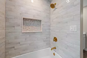 2690 Crestwood Ln, Riverwoods, IL 60015 - Photo 21