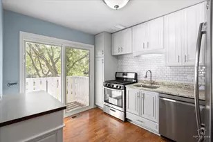 1109 Boston Harbor, Schaumburg, IL 60193 - Photo 9