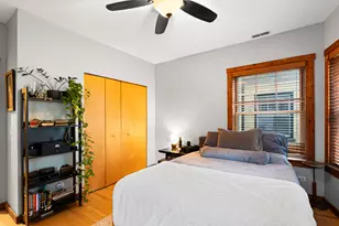 2021 W Arthur Ave, Chicago, IL 60645 - Photo 17