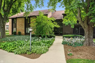 740 Saint Andrews Lane #5, Crystal Lake, IL 60014 - Photo 1