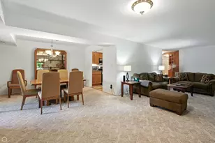 740 Saint Andrews Ln, Crystal Lake, IL 60014 - Photo 9