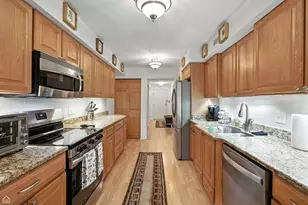 740 Saint Andrews Ln, Crystal Lake, IL 60014 - Photo 3