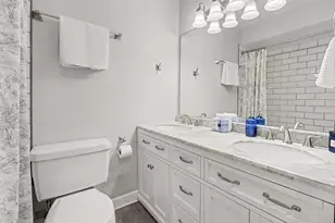5809 Oakwood Dr, Lisle, IL 60532 - Photo 9