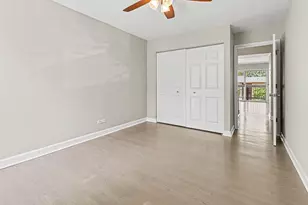 5809 Oakwood Dr, Lisle, IL 60532 - Photo 5