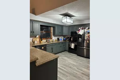 711 Marsha Lane, Rock Falls, IL 61071 - Photo 5