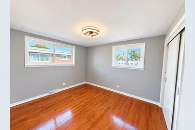 529 E Lincoln Street, Mount Prospect, IL 60056 - Photo 13