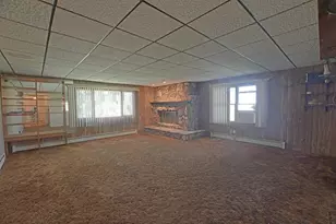 312 N West St, Marengo, IL 60152 - Photo 5