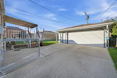 5120 N Mont Clare Avenue, Chicago, IL 60656 - Photo 31