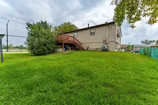 346 Eaton Ave, Romeoville, IL 60446 - Photo 23