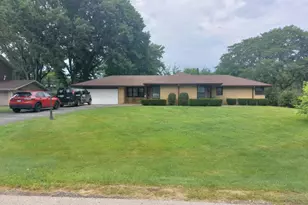 406 W Marion St, Prospect Heights, IL 60070 - Photo 1